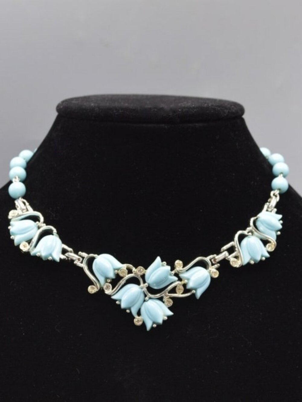 Kramer Vintage 50's Thermaset Tulip Necklace - Picture 3 of 9